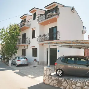 Apartament By The Sea Slatine, Ciovo - 12176, Slatine